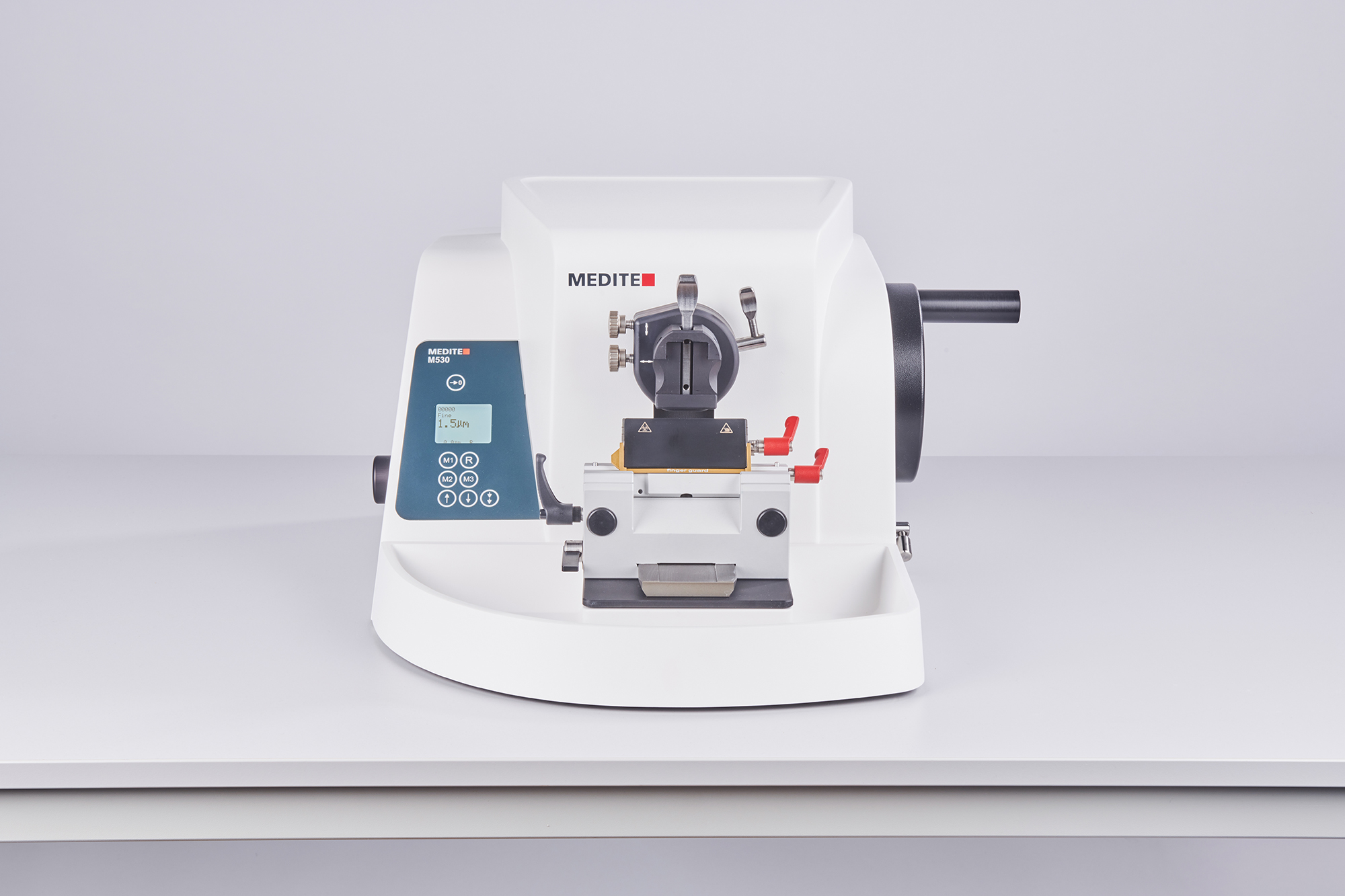 Напівавтоматичний ротаційний мікротом Microtome M530 - фото